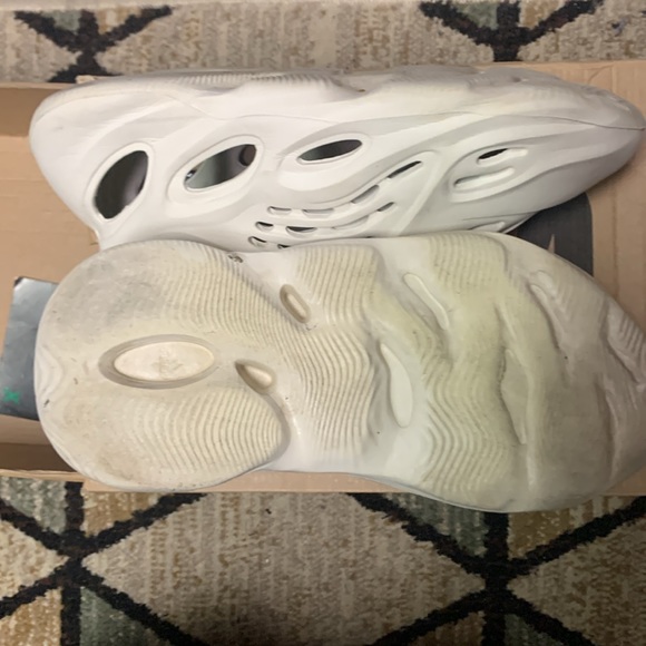 Foam runners - Picture 3 of 3